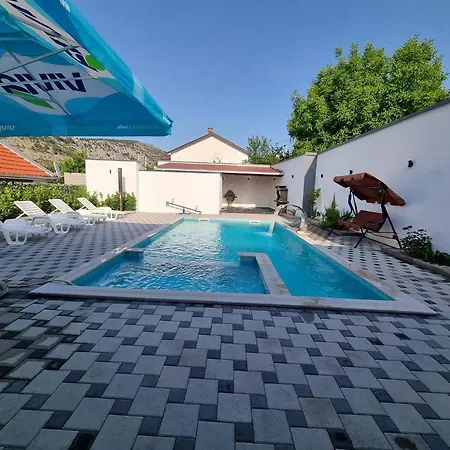 Hébergement de vacances With Private Pool Blagaj