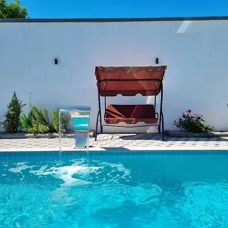 Hébergement de vacances With Private Pool